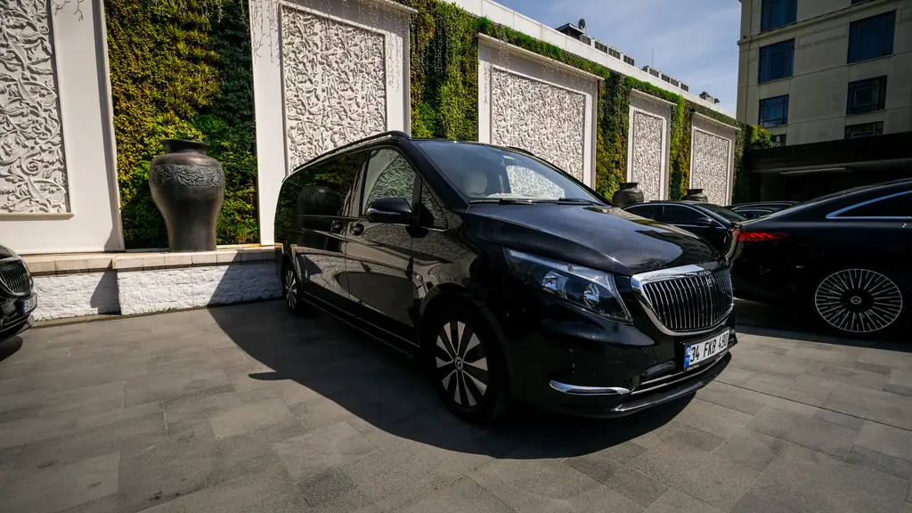 Istanbul Airport passport fast track