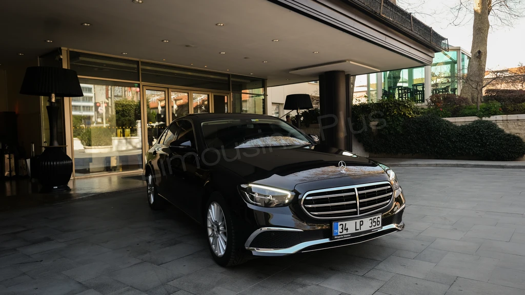Istanbul Airport Electric Cart