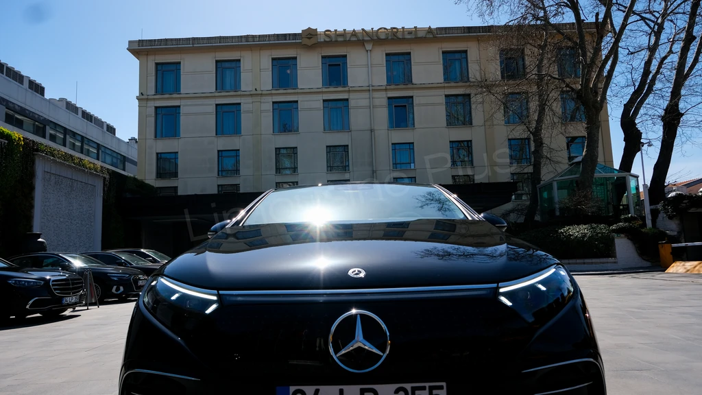 Congress And Event Airport Welcome Ist