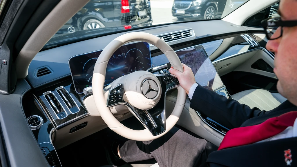 Ist Airport Fast Track Booking