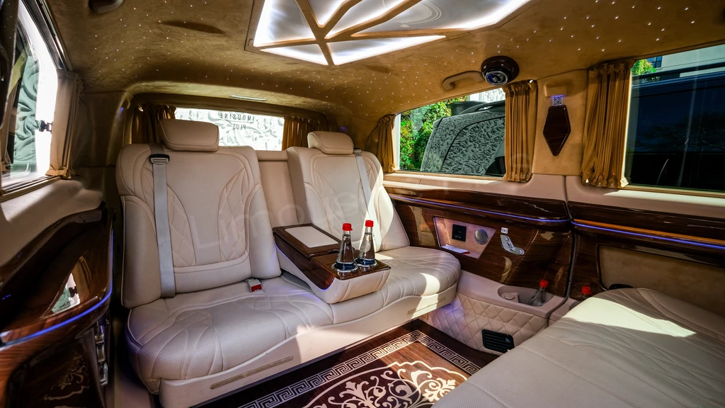 Iga Fast Track International